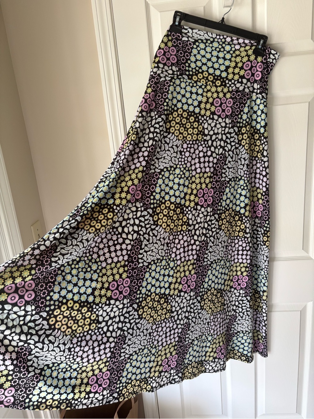 LuLaRoe Black Maxi Skirt with Pink, Yellow, Mint & White Floral Print - Picture 3 of 7